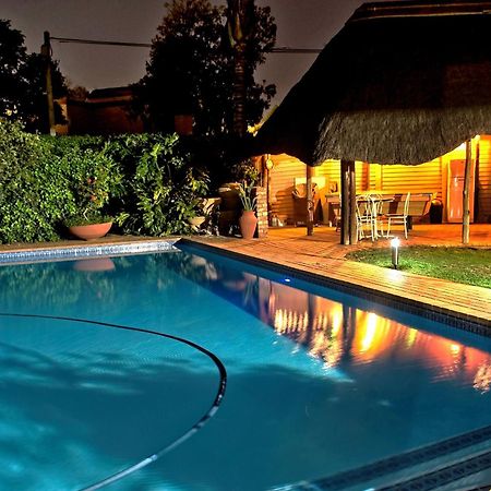 Rest-A-While Guest House - Pretoria Exterior foto