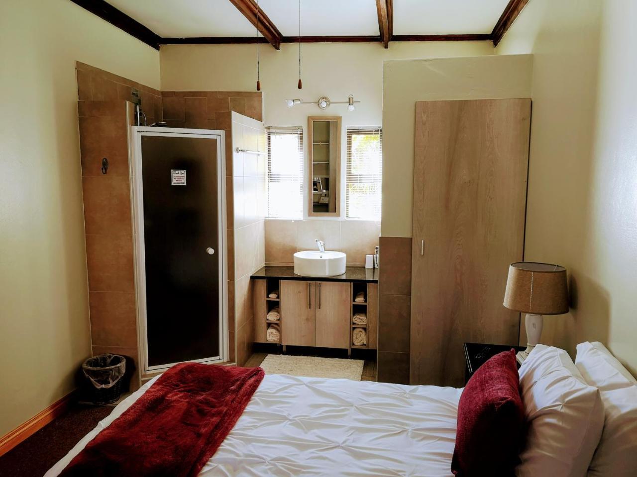 Rest-A-While Guest House - Pretoria Exterior foto